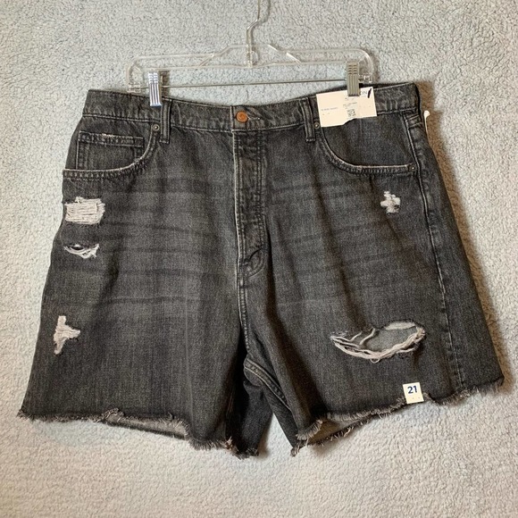 Arizona Jean Shorts Womens Juniors Size 21‎ Black Distressed Hi-Rise Raw Hem NWT - Picture 1 of 9